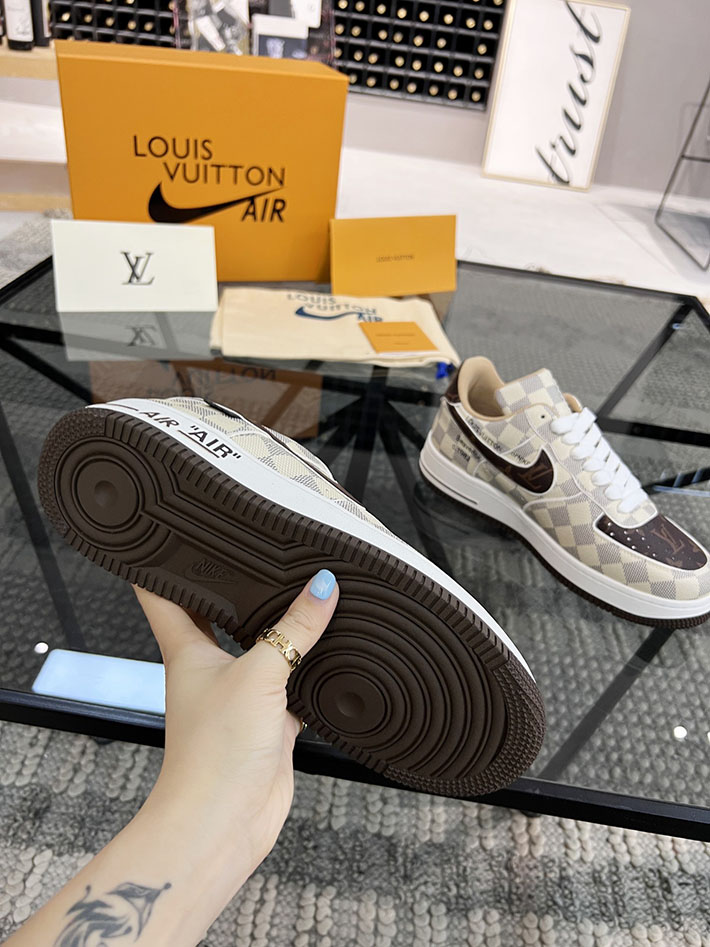最高級ルイヴィトンスーパーコピー LV NIKE AIR FORCE 1 LOW ナイキ エアフォース スニーカー 2526856 ナイキ ルイヴィトン スニーカー 本物 - 画像 (5)