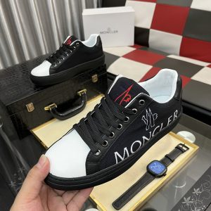 モンクレール スニーカー アウトレット
