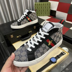 グッチ スニーカー 新作