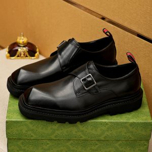 グッチ 革靴 アウトレット