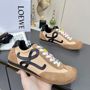 ロエベ 靴 アウトレット