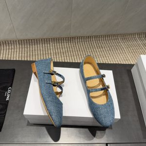 セリーヌ ローファー レディース