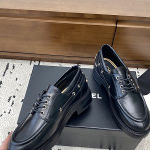 シャネル ローファー 公式