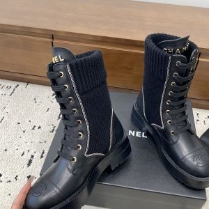 シャネル ブーツ 値段