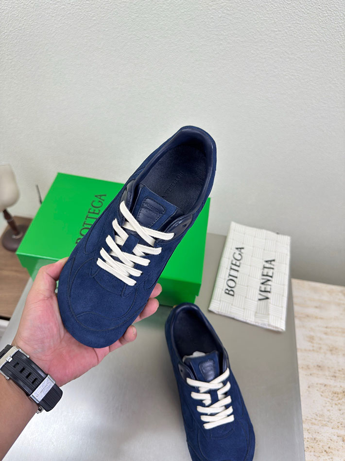 ボッテガ スニーカー メンズ
