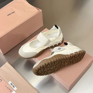 Miumiu バレエシューズ ヒール