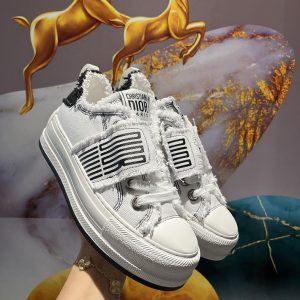 ディオール スニーカー 新作