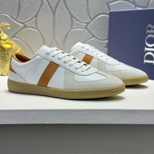 おしゃれスニーカー メンズ 40代