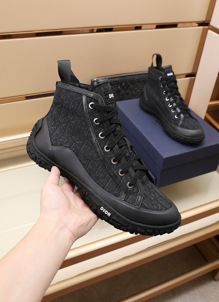 カジュアルブーツ メンズ ブランド