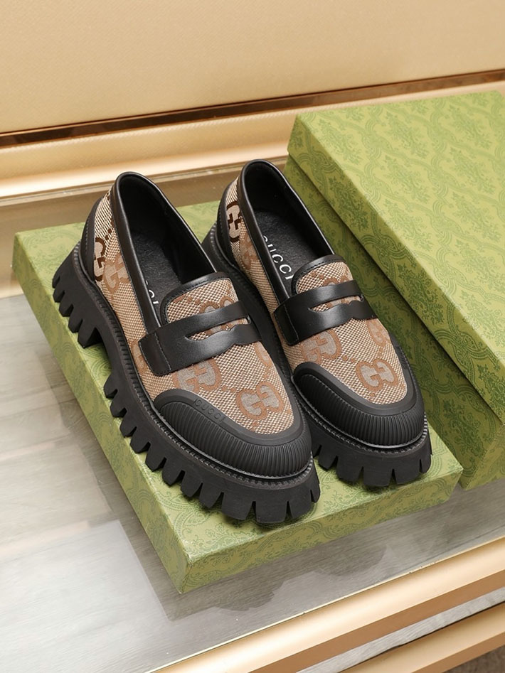 グッチ直営アウトレット店 GUCCI EVAソール MaxiGG マキシ GG ローファー 2628049 グッチ ローファー メンズ アウトレット - 画像 (2)