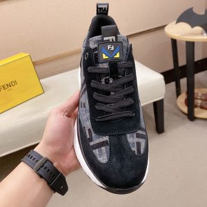 フェンディ フロー スニーカー