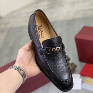 ガンチーニ ローファー メンズ