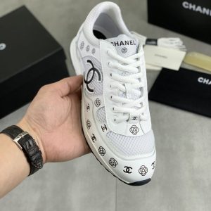 シャネル スニーカー メンズ