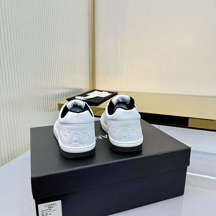 レディース 最高級シャネルスーパーコピー CHANEL 20AW ロゴパッチスニーカー 靴 2628139 シャネル スニーカー レディース 白 - 画像 (4)
