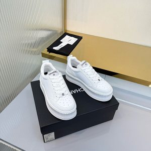 レディース シャネル スニーカー 新作
