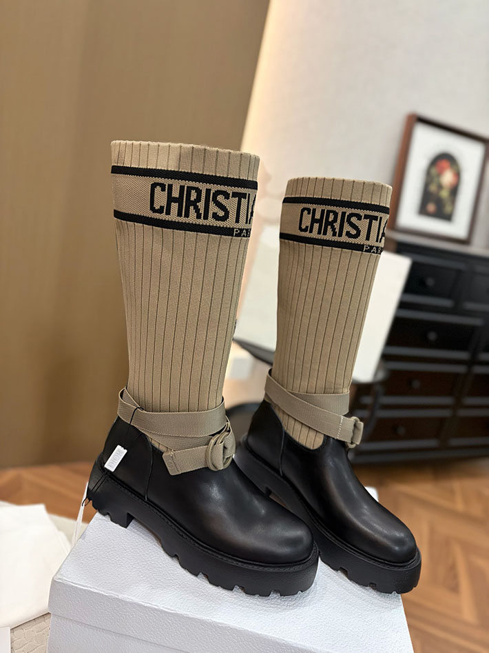 ディオール ショートブーツ