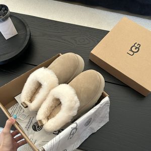 UGG ムートンブーツ 厚底