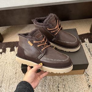 アグ ニューメル コーデ