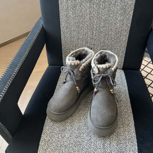 ugg ブーツ 新作