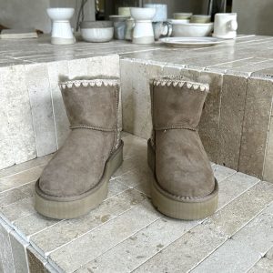 UGG 厚底 ブーツ 人気