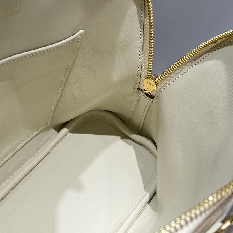 エルメス ボリード バッグ HERMES ボリード1923 25 クレ ヴォーエプソン ゴールド金具 2627407 ボリード1923 25 定価 - 画像 (2)