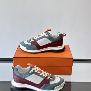 エルメス スニーカー メンズ 人気