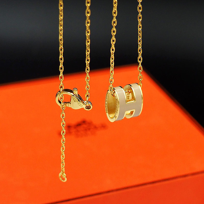 エルメス HERMES ミニ ポップアッシュ ポップH ネックレス チャイ ゴールド金具 2627451 HERMES ポップH ネックレス 店舗 - 画像 (10)