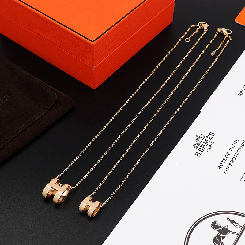 エルメス HERMES ミニ ポップアッシュ ポップH ネックレス チャイ シャンパンゴールド金具 2627452 ミニポップ H ネックレス - 画像 (2)