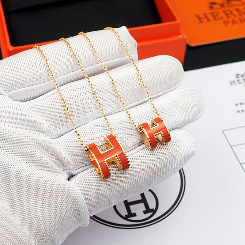 エルメス HERMES ミニ ポップアッシュ ポップH ネックレス オレンジ シャンパンゴールド金具 2627454 ポップh ネックレス 定価 - 画像 (9)