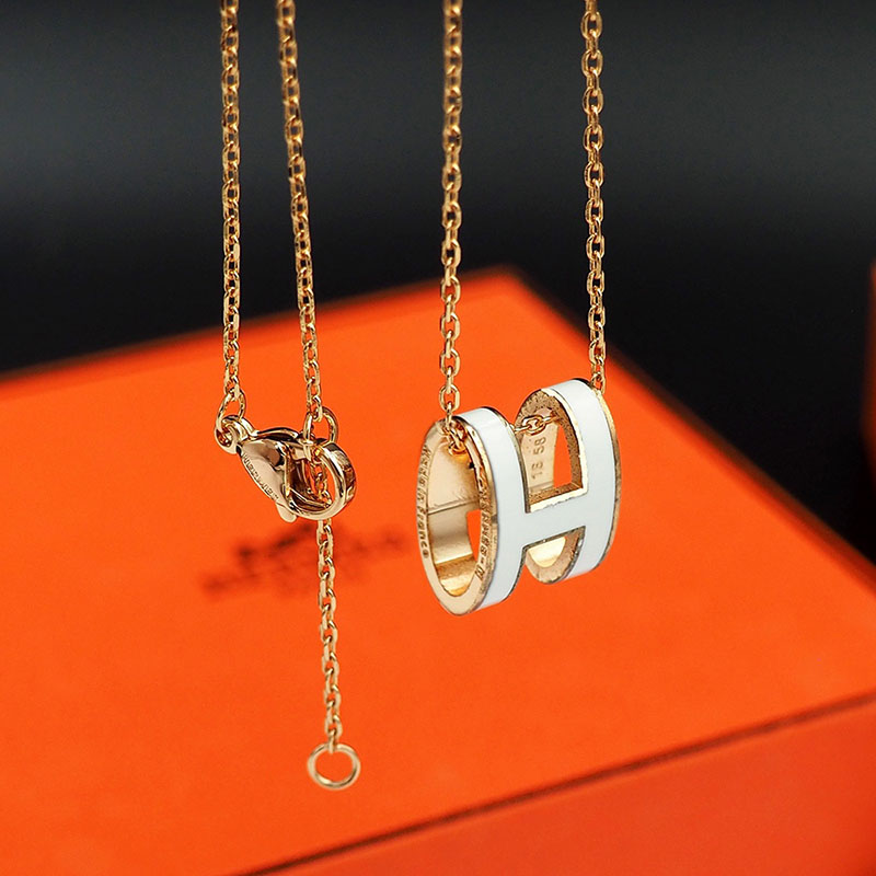 エルメス HERMES ミニ ポップアッシュ ポップH ネックレス ホワイト シャンパンゴールド金具 2627455 ミニポップ h 人気色 - 画像 (3)