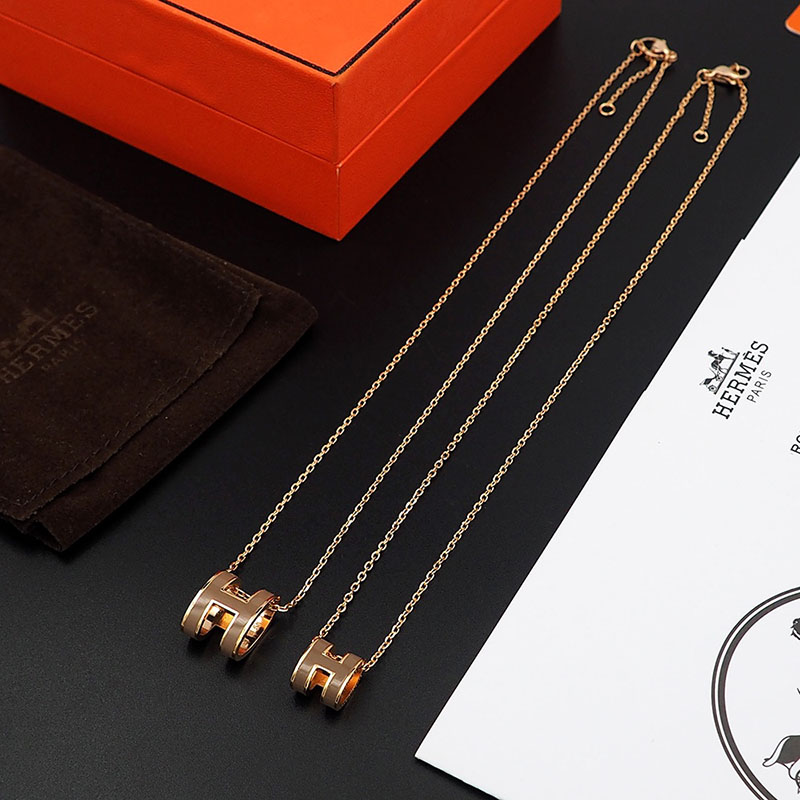 エルメス HERMES ミニ ポップアッシュ ポップH ネックレス エトゥープ シャンパンゴールド金具 2627459 エルメス ポップ H ネックレス ミニ - 画像 (2)