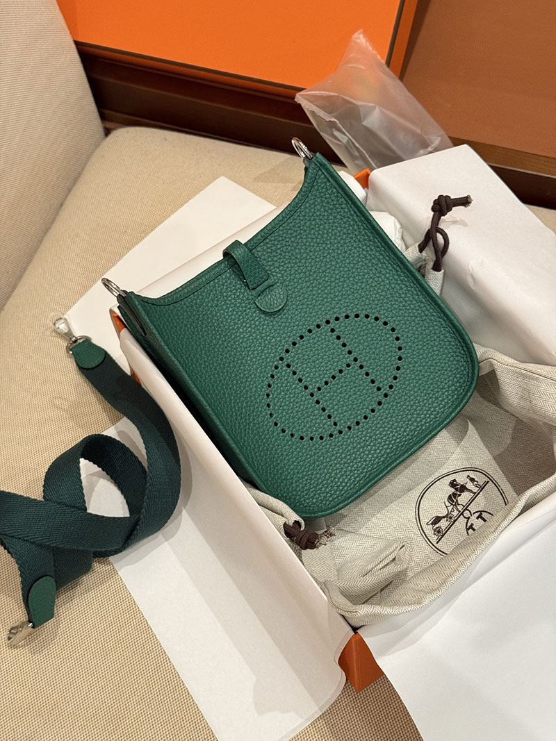 エルメスエブリンtpm定価