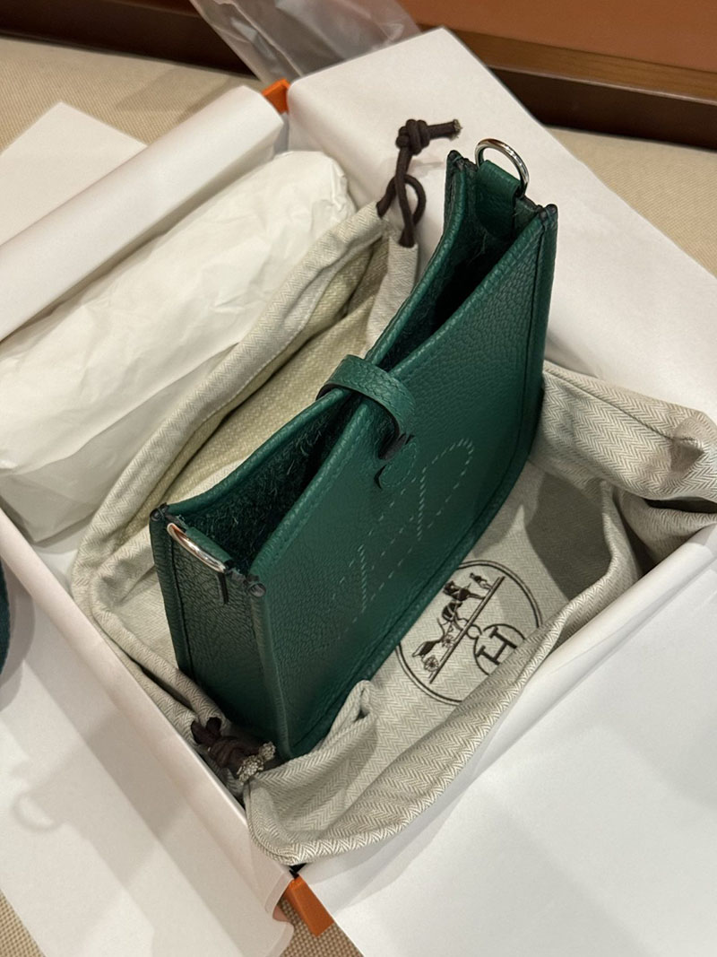 エルメスエブリンtpm定価 HERMES エヴリン 16 TPM マラカイト トリヨンクレマンス シルバー金具 2627508 エルメス専門店 - 画像 (5)