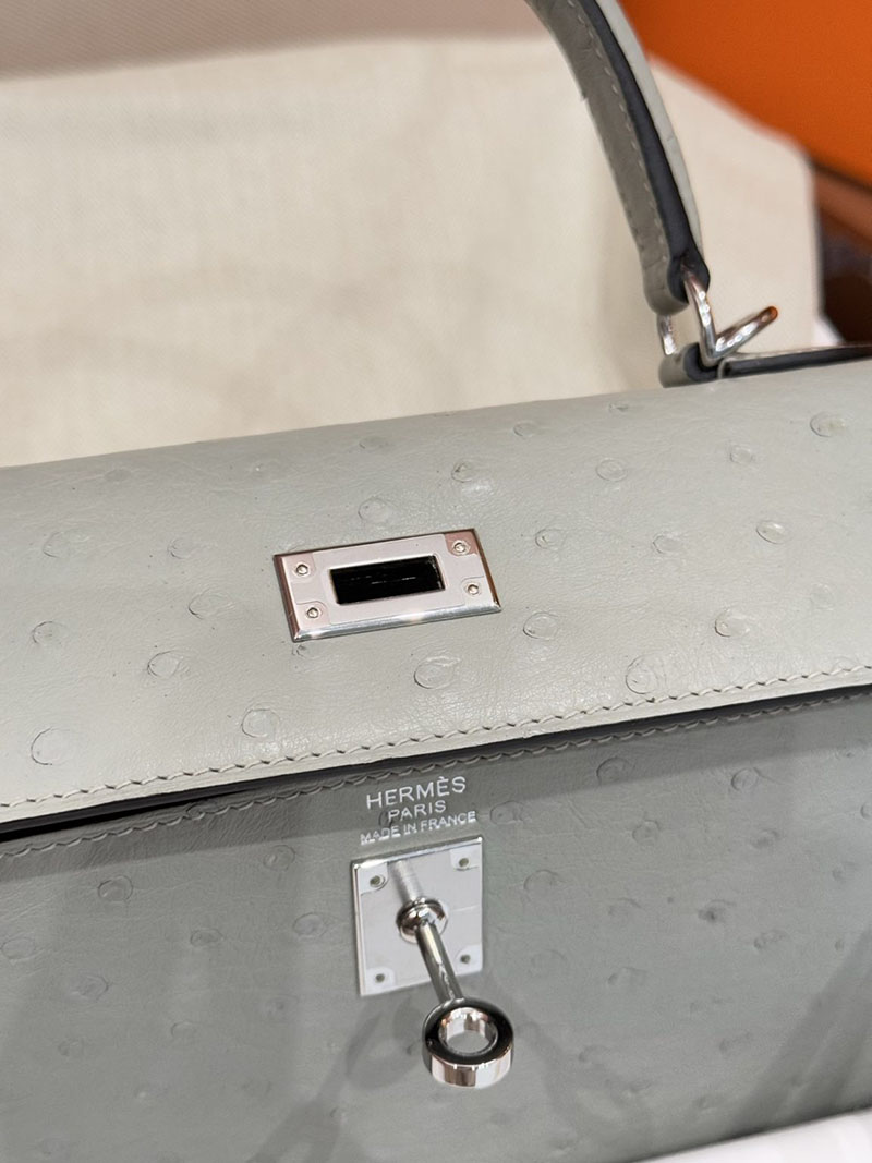 女性 バッグ 人気ハイブランド HERMES ケリー25 外縫い ブルーグラシエ オーストリッチ シルバー金具 2627525 エルメス専門店 おすすめ - 画像 (11)