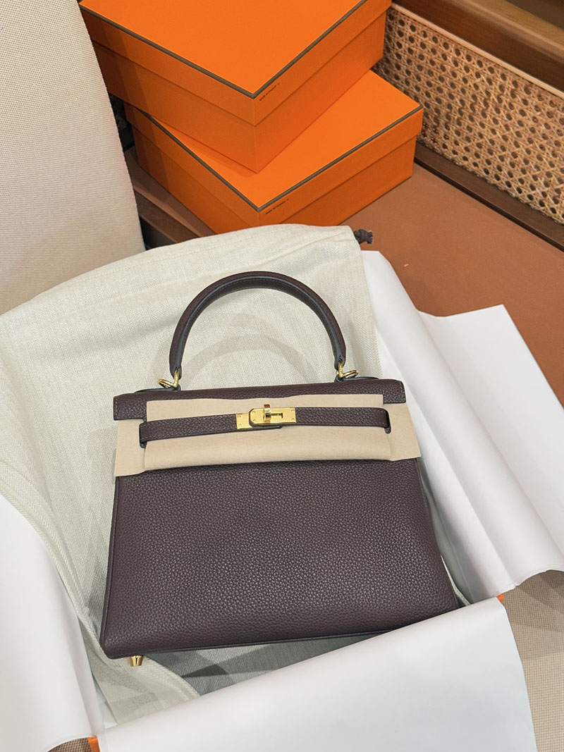 女性 バッグ 人気 40代 ハイブランド