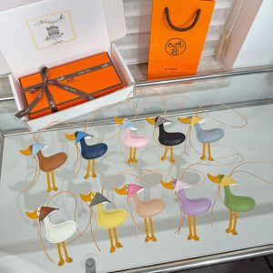 エルメス チャーム 人気