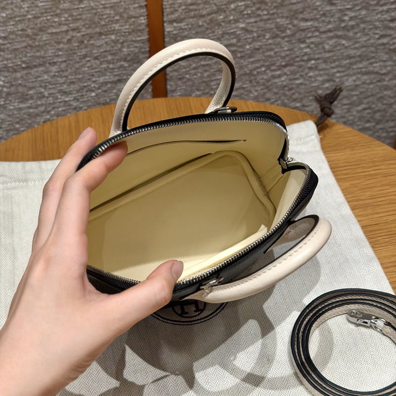 小さい バック 流行り HERMES ボリード1923 ミニ ブラック/クレ シェブルミゾル シルバー金具 2627559 エルメス アウトレット 店舗 - 画像 (5)