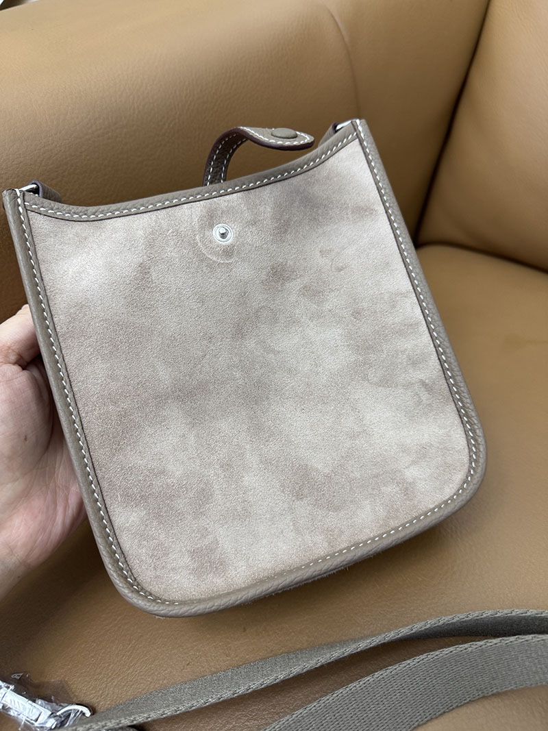 エルメス ミニバッグ レディース HERMES エヴリン 16 TPM エトゥープ ヴォー・グリズリー シルバー金具 2627624 エルメス 海外通販 - 画像 (4)