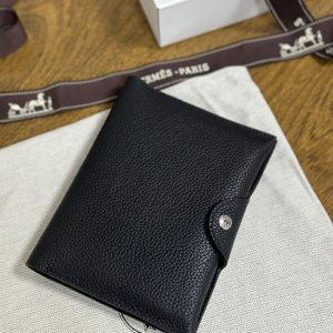 カードケース 財布代わり ハイブランド