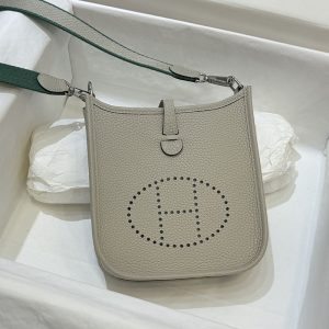 エルメス ミニ バッグ エブリン