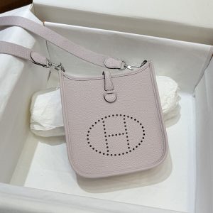 エルメス エブリン 公式