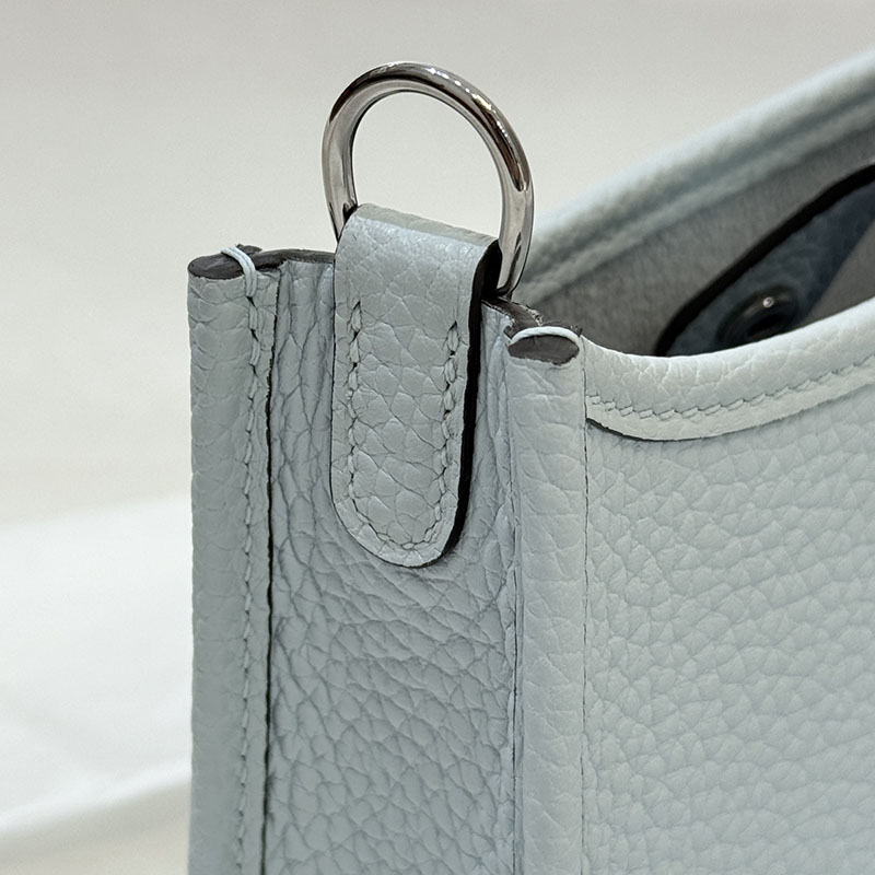 エルメス エヴリン 定価 HERMES エヴリン TPM ブルーラン トリヨンクレマンス シルバー金具 2627662 エルメス 海外通販 - 画像 (5)