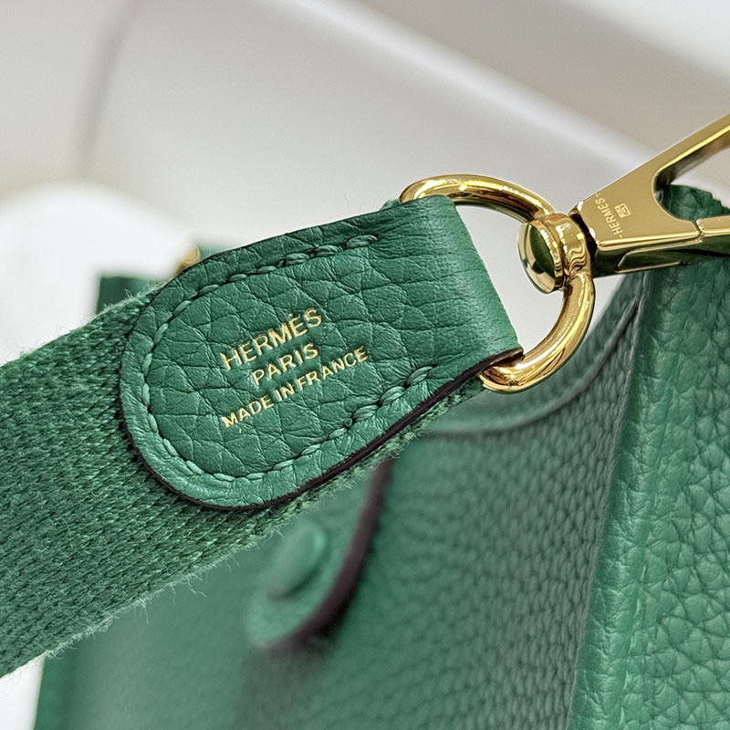 エブリンミニ ストラップ HERMES エヴリン TPM マラカイト トリヨンクレマンス ゴールド金具 2627663 エルメス 海外通販 - 画像 (5)