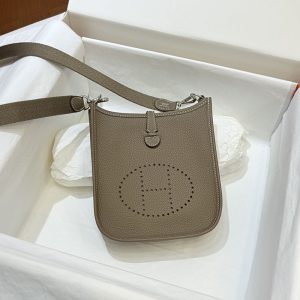 エルメス ミニ エブリン 定価