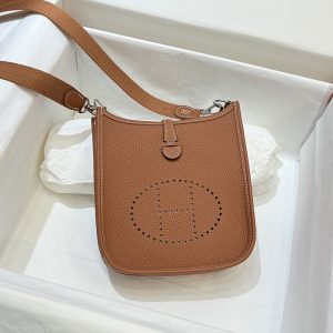 エヴリン16 セリエ