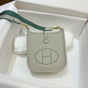 エヴリン TPM 定価