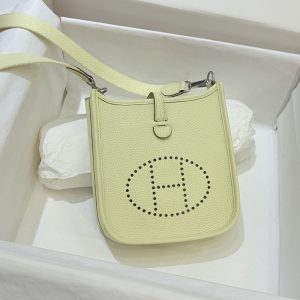 エヴリンtpm コーデ