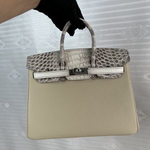 バーキン ヒマラヤ 持ってる人