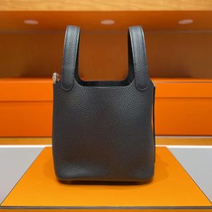 バケットバッグ 流行り いつまで