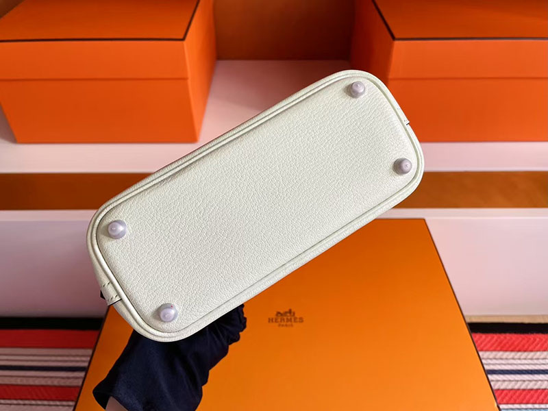 エルメス ボリードミニ HERMES ボリード1923 ミニ クレ/ヴェールコミック シェブルミゾル シルバー金具 2627737 エルメス 新作バッグ - 画像 (4)